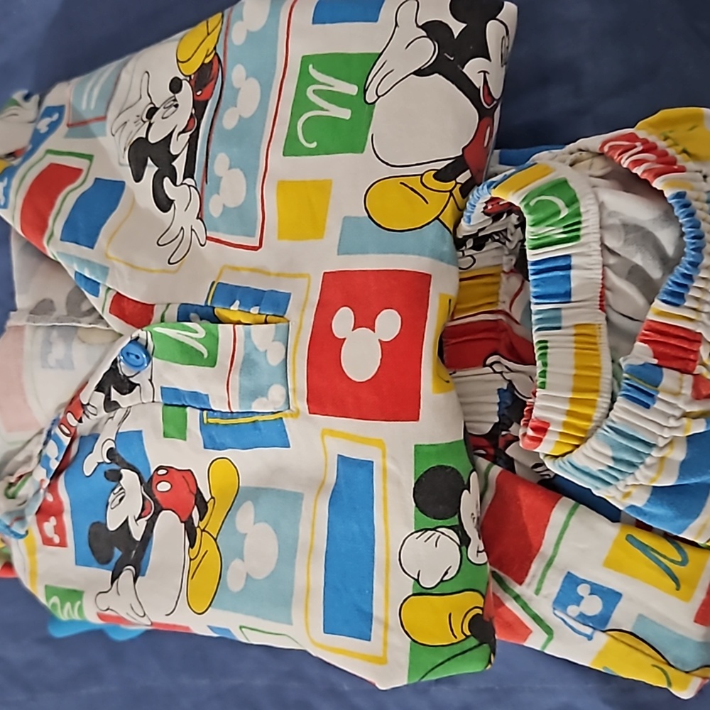 Vintage 2 piece Micky mouse pajama  long sleeve top and long pants